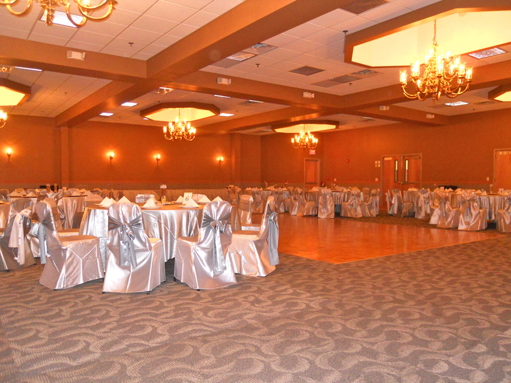 Monarch At Woodbridge Banquet Room T L Catering Leon S
